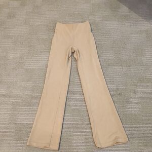Lululemon Ribbed Softstreme  Pants Size 2